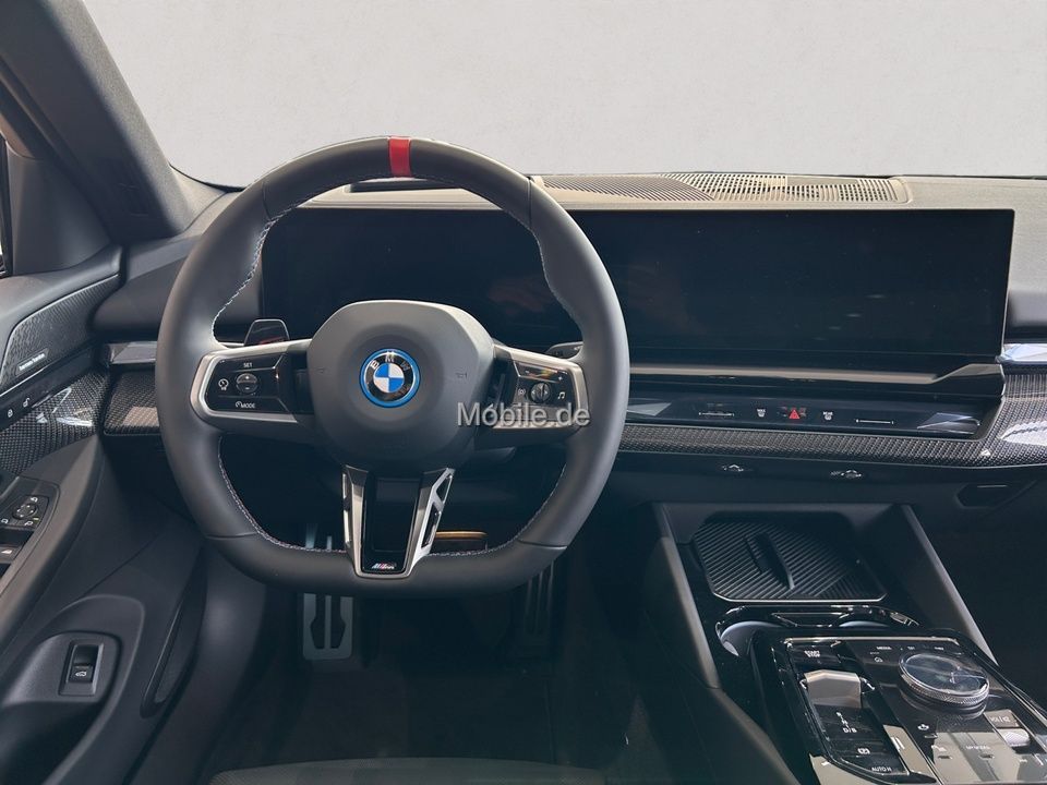 BMW i5 2025