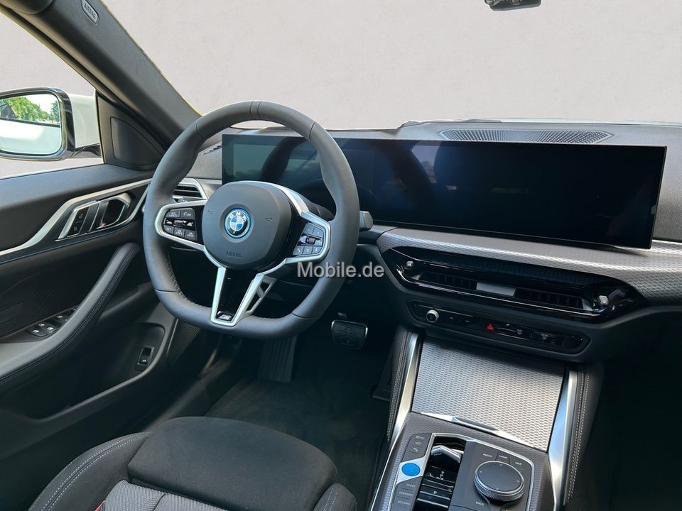 BMW i4 2025