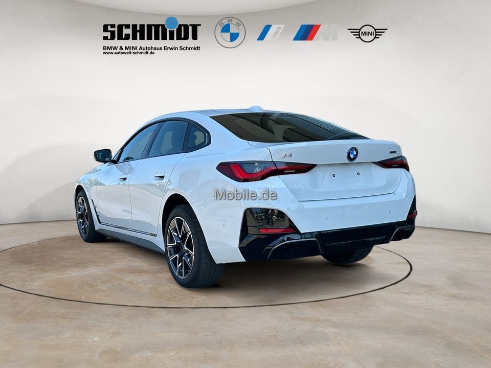 BMW i4 2025