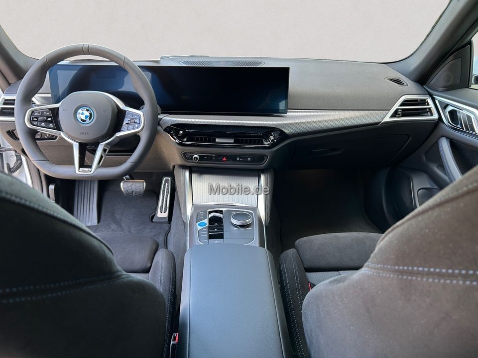 BMW i4 2025