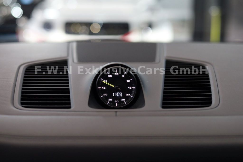 Porsche Cayenne 2020