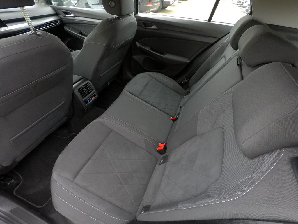 Volkswagen Golf 2022