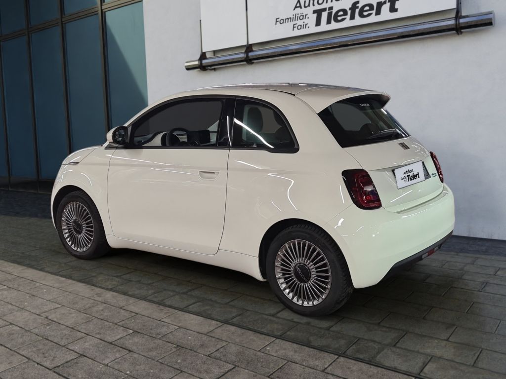 Fiat 500e 2023