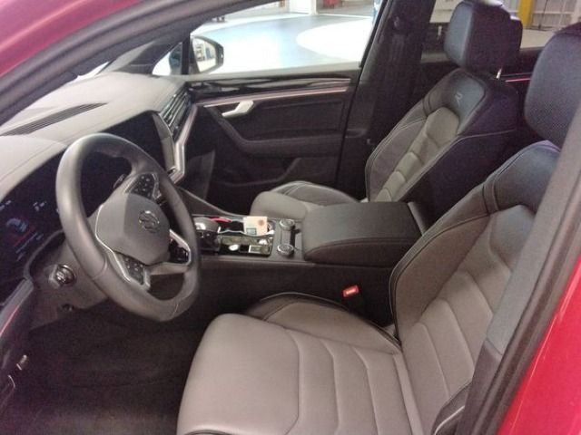 Volkswagen Touareg 2025