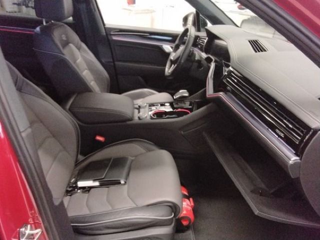 Volkswagen Touareg 2025