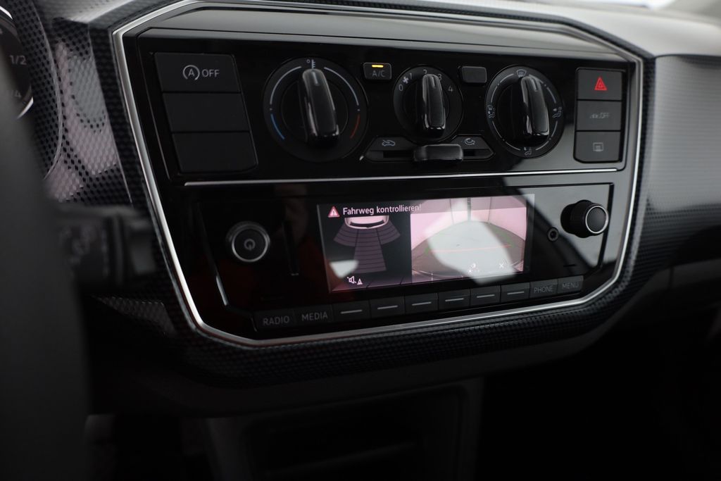 Volkswagen up! 2023