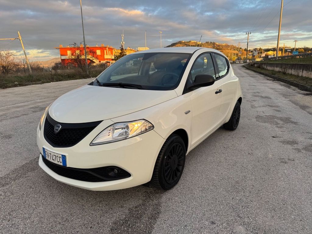 Lancia Ypsilon 2020