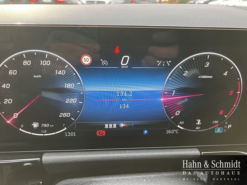 Mercedes-Benz B 220 2025