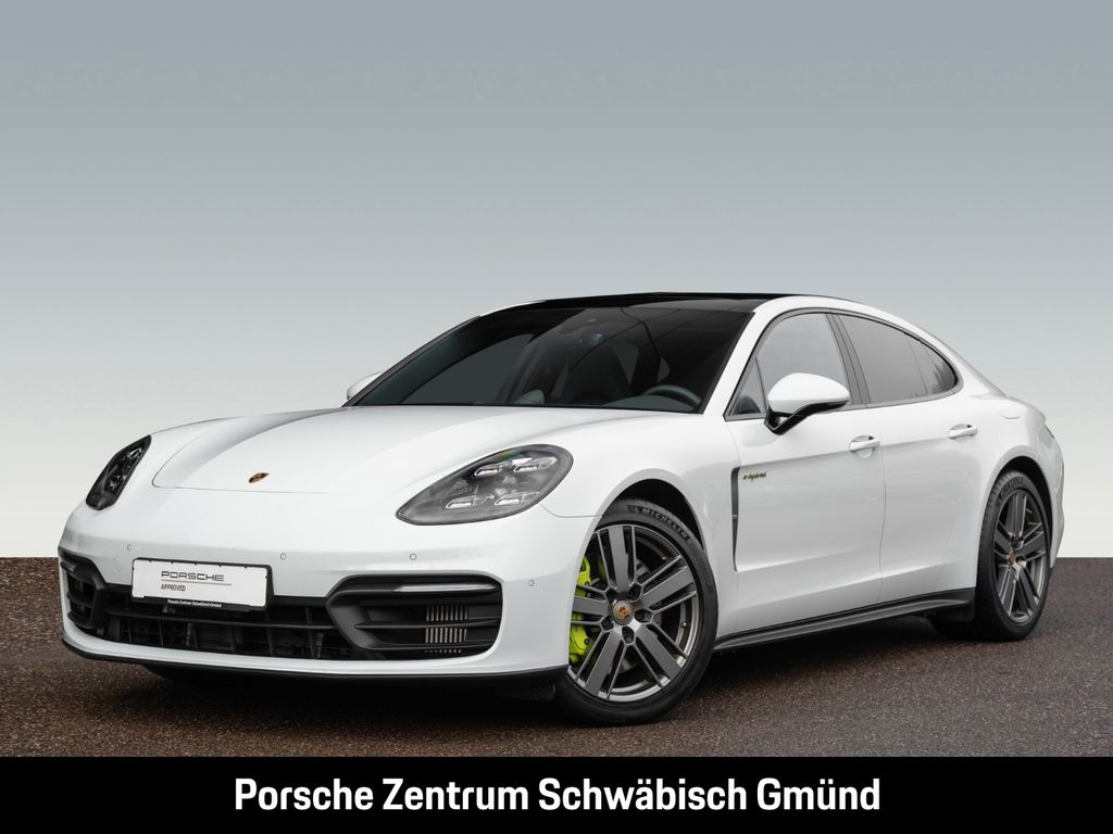 Porsche Panamera 2022