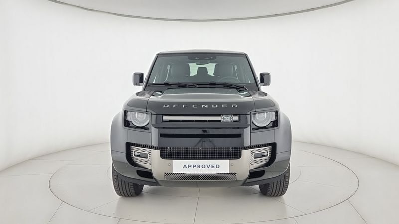 Land Rover Defender 2025