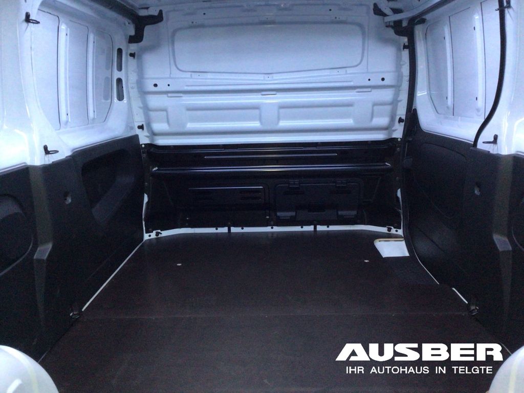 Nissan Primastar 2025