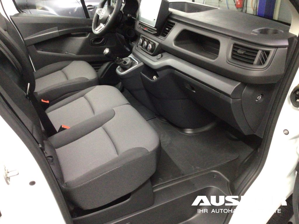 Nissan Primastar 2025