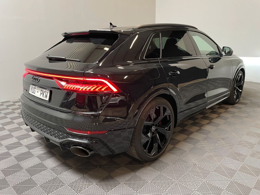 Audi RSQ8 2024