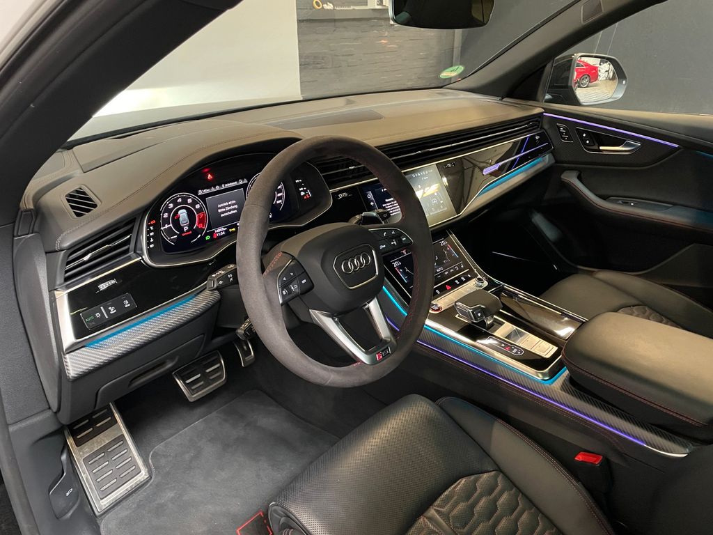 Audi RSQ8 2024