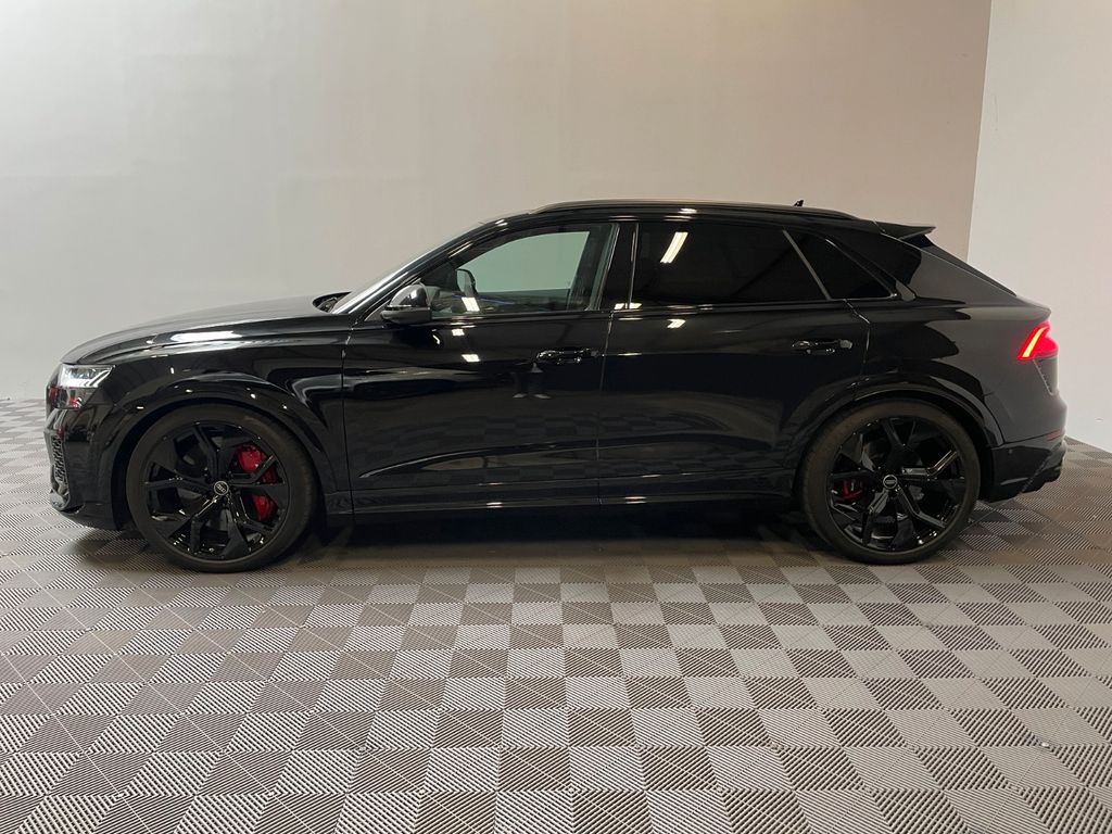 Audi RSQ8 2024