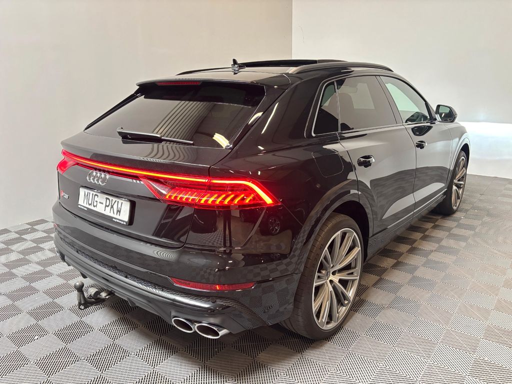 Audi SQ8 2024
