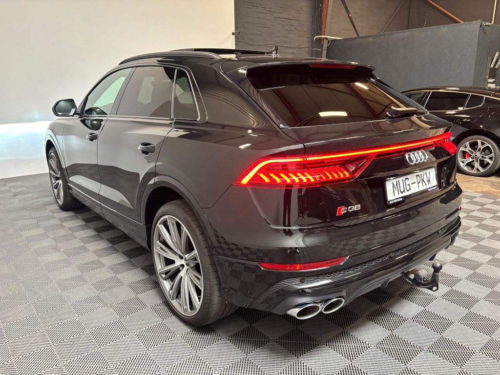 Audi SQ8 2024