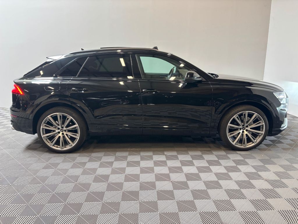 Audi SQ8 2024