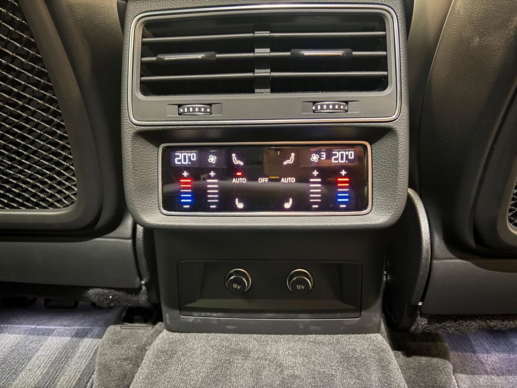 Audi SQ8 2024