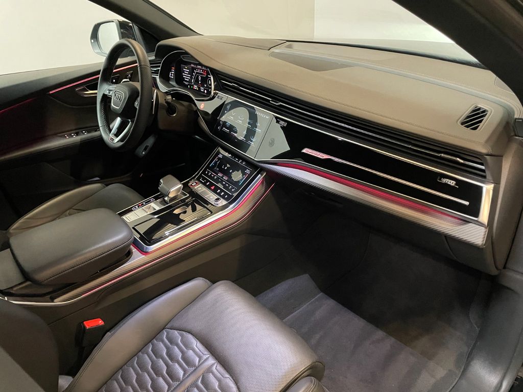 Audi RSQ8 2024