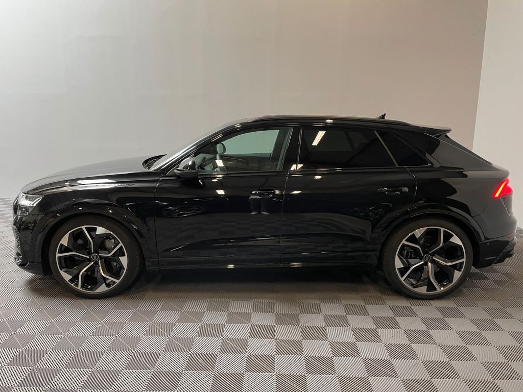 Audi RSQ8 2024