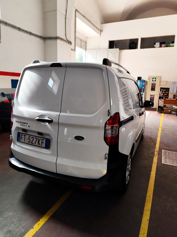 Ford Transit Courier 2018