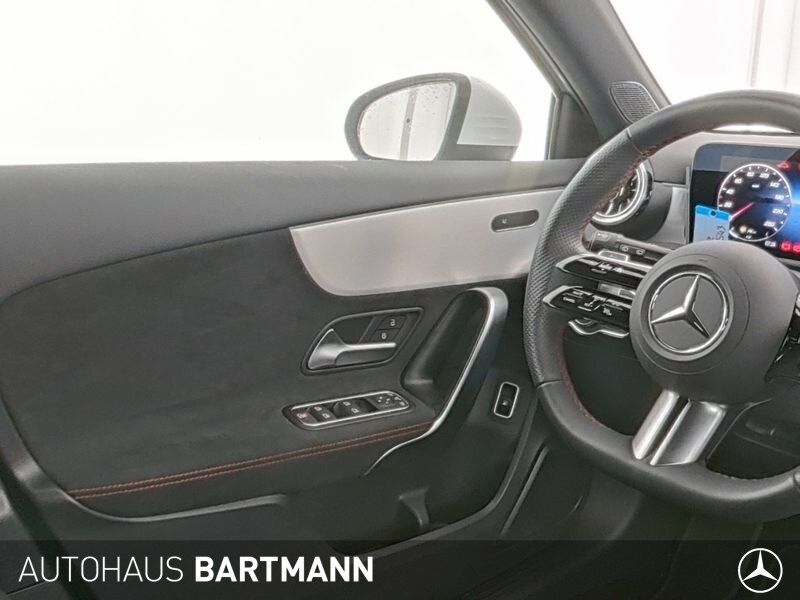 Mercedes-Benz A 250 2025