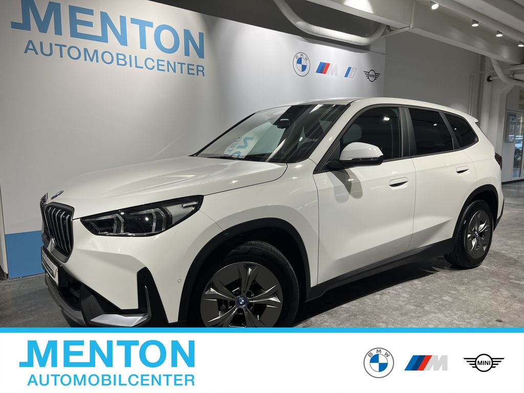 BMW iX1 2023