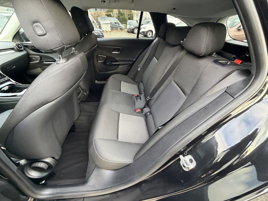 Mercedes-Benz C 200 2023