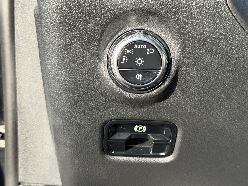 Mercedes-Benz C 200 2023