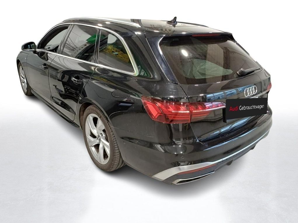 Audi A4 2022