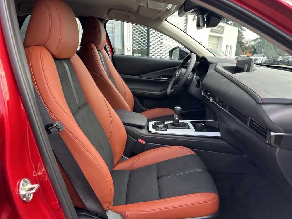 Mazda CX-30 2025
