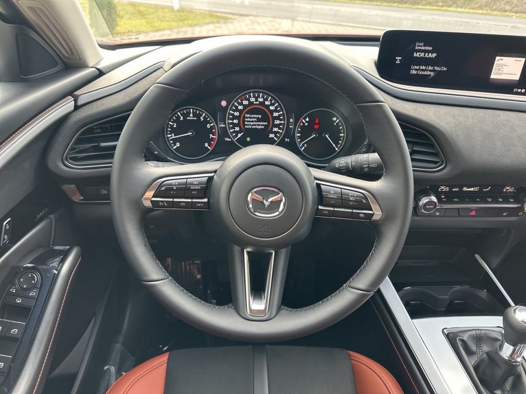 Mazda CX-30 2025