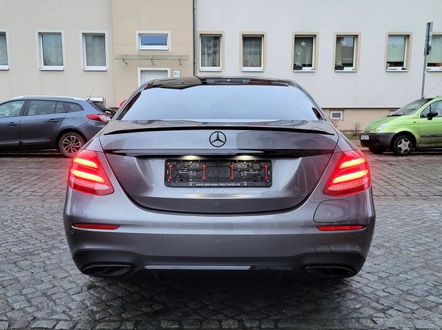 Mercedes-Benz E 300 2019