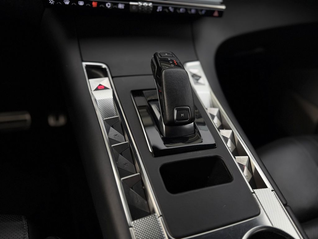 DS Automobiles DS7 (Crossback) 2021