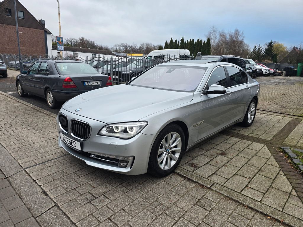 BMW 750 2013