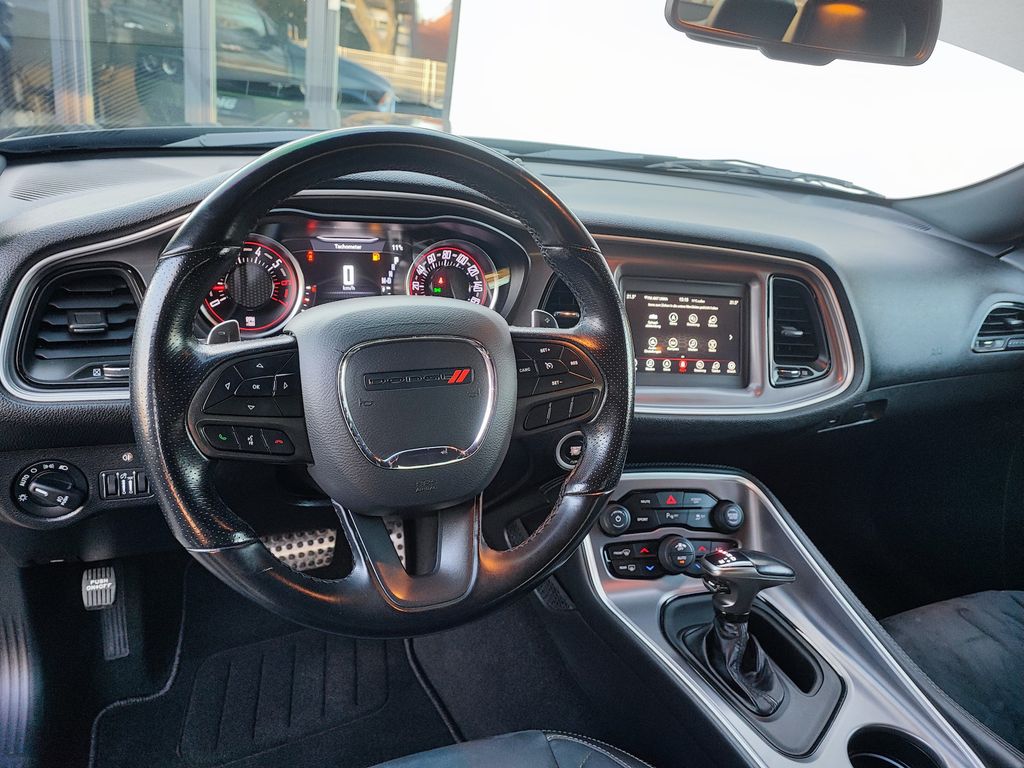 Dodge Challenger 2021