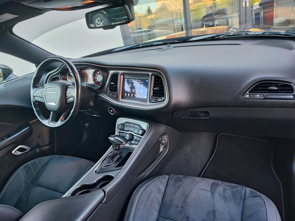 Dodge Challenger 2021