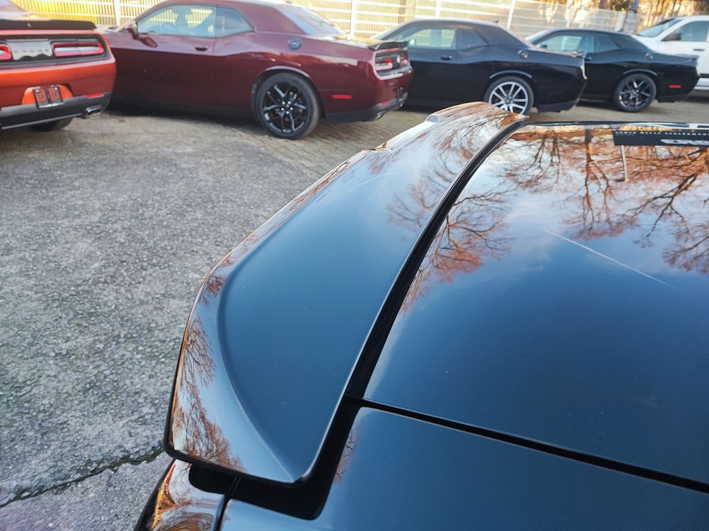 Dodge Challenger 2021