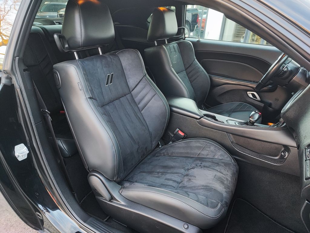 Dodge Challenger 2021