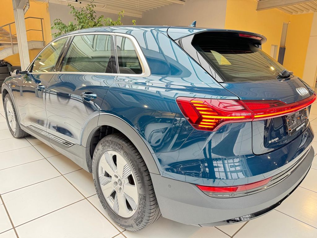 Audi e-tron 2022