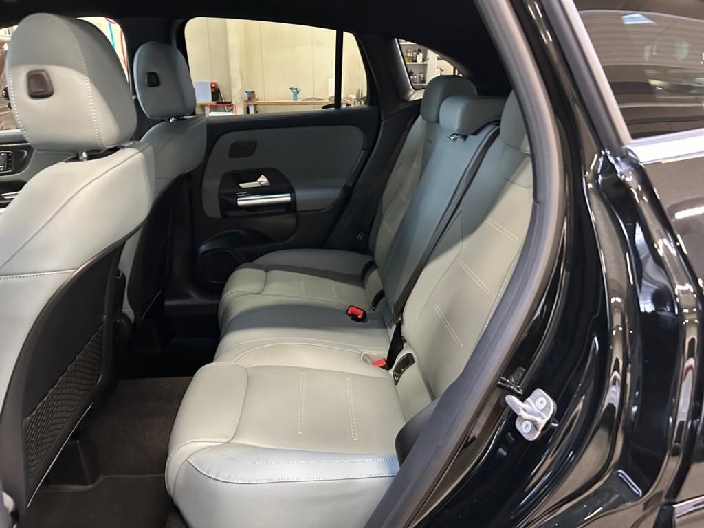 Mercedes-Benz GLA 200 2024