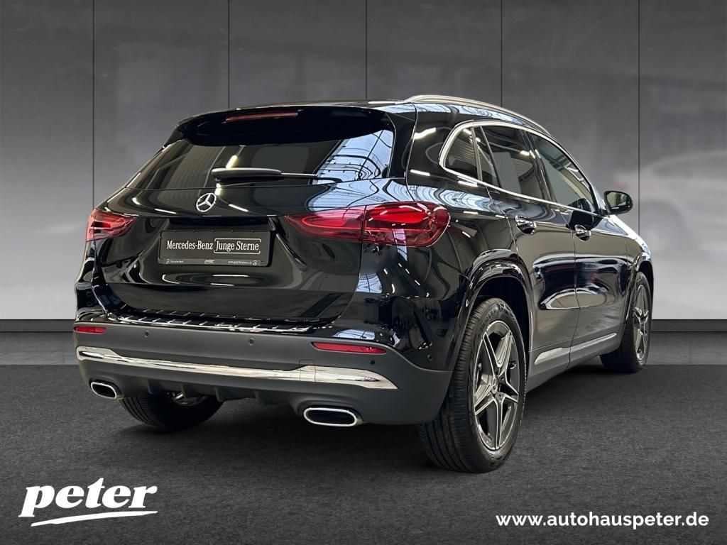 Mercedes-Benz GLA 200 2024