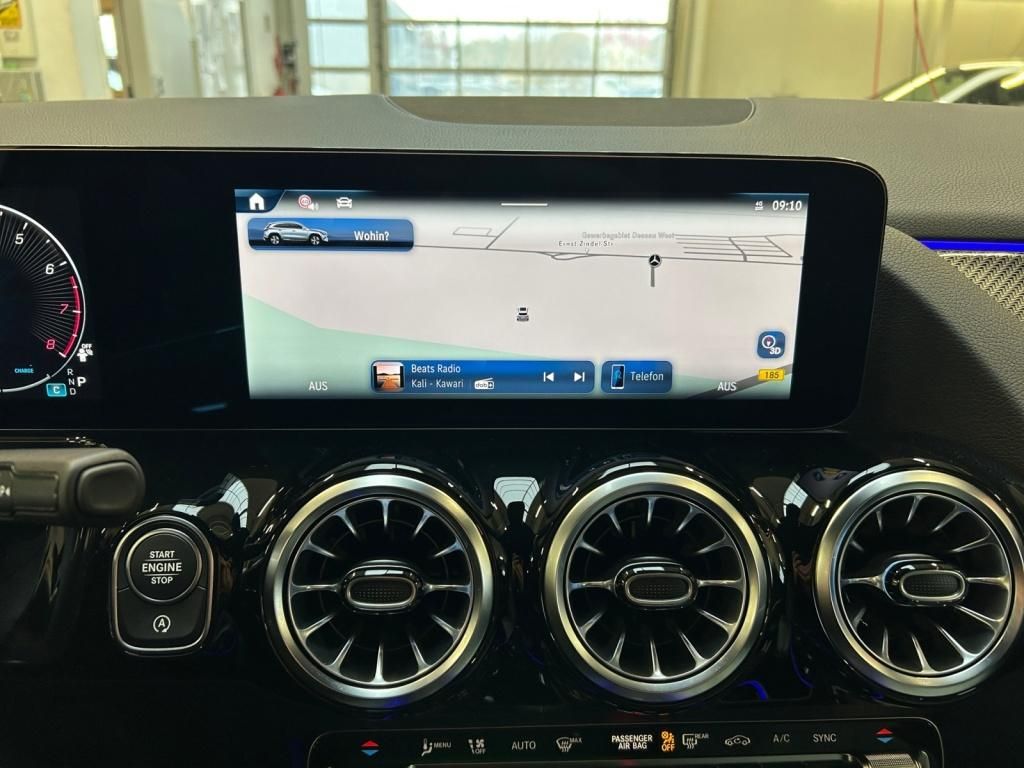 Mercedes-Benz GLA 200 2024