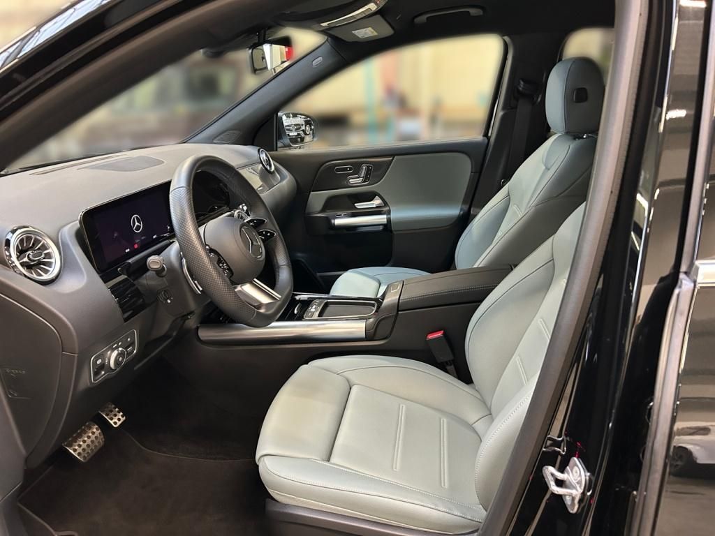 Mercedes-Benz GLA 200 2024