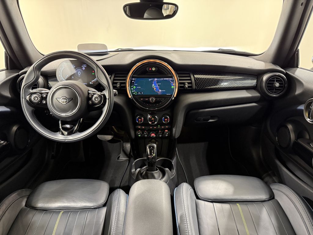 MINI Cooper Cabrio 2021