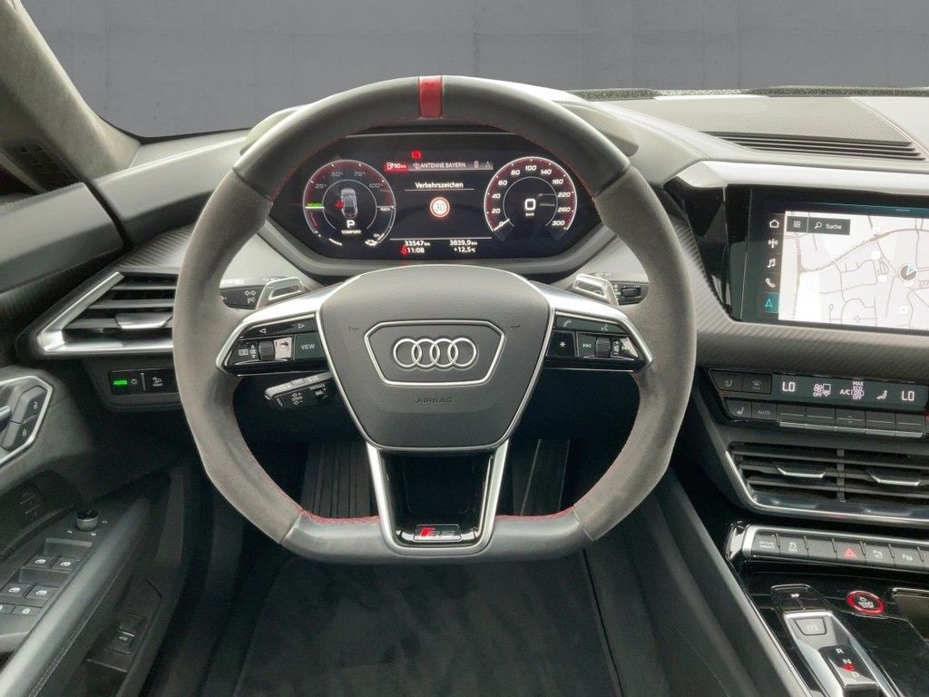 Audi e-tron 2022
