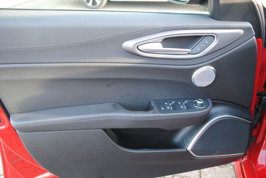 Alfa Romeo Giulia 2021