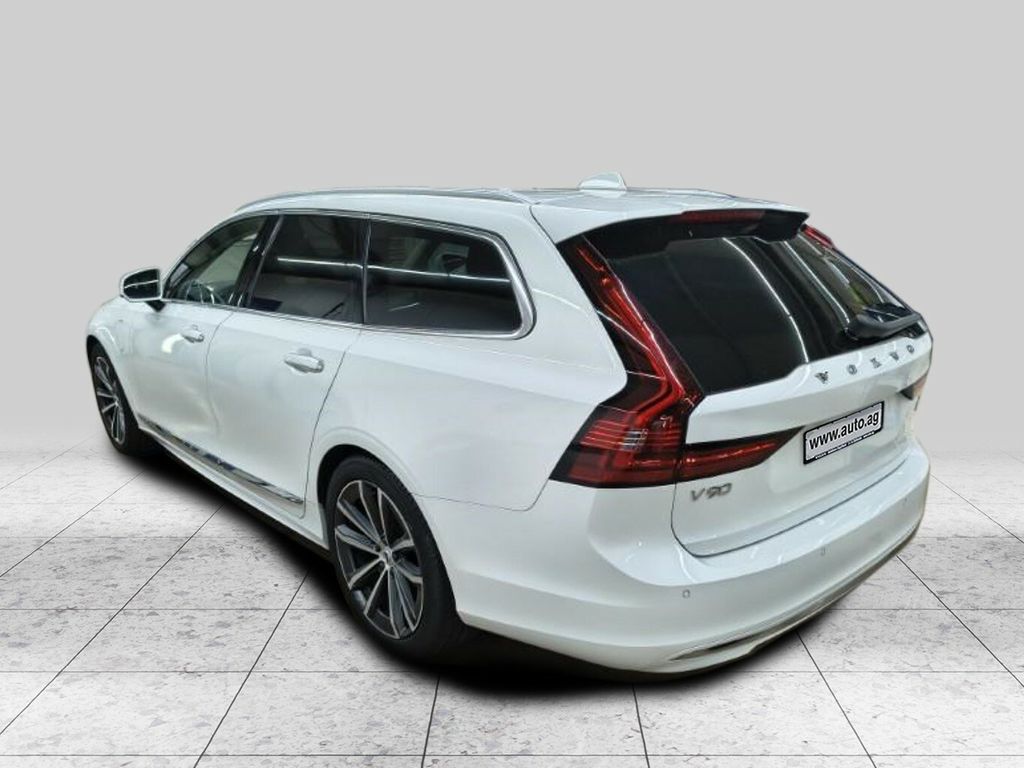 Volvo V90 2021
