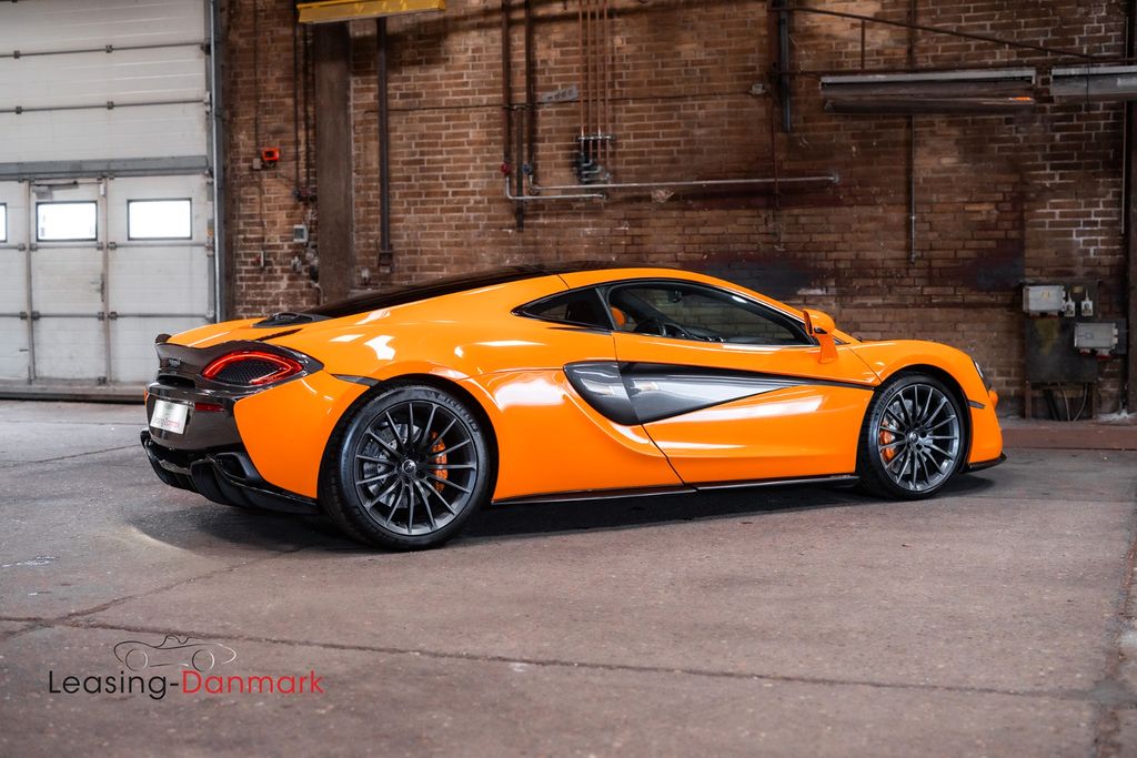 McLaren 570GT 2017